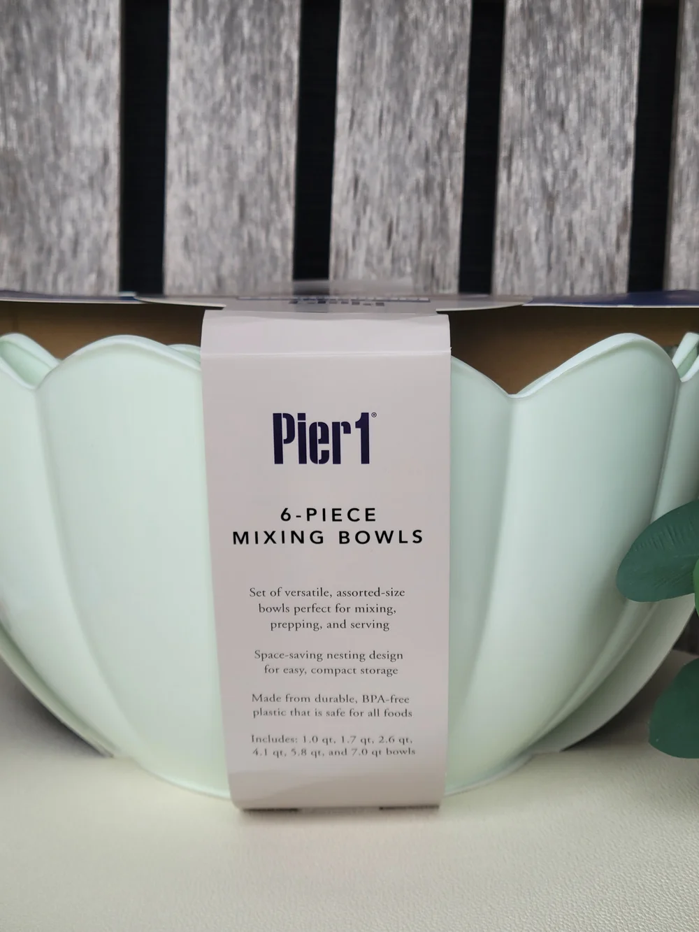 Pier 1 Mint Green Scalloped 6-Piece Mixing Bowl Set